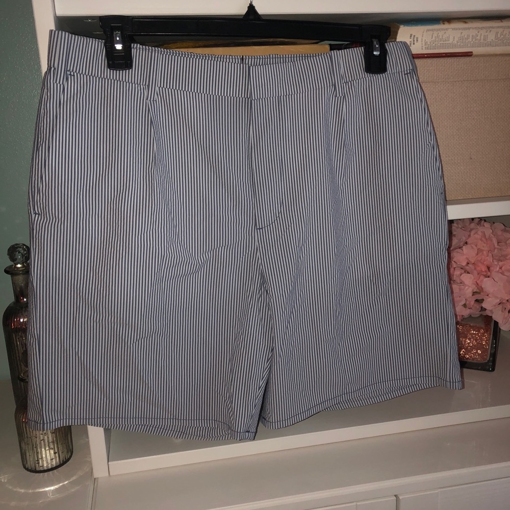 Mens searsucker shorts
